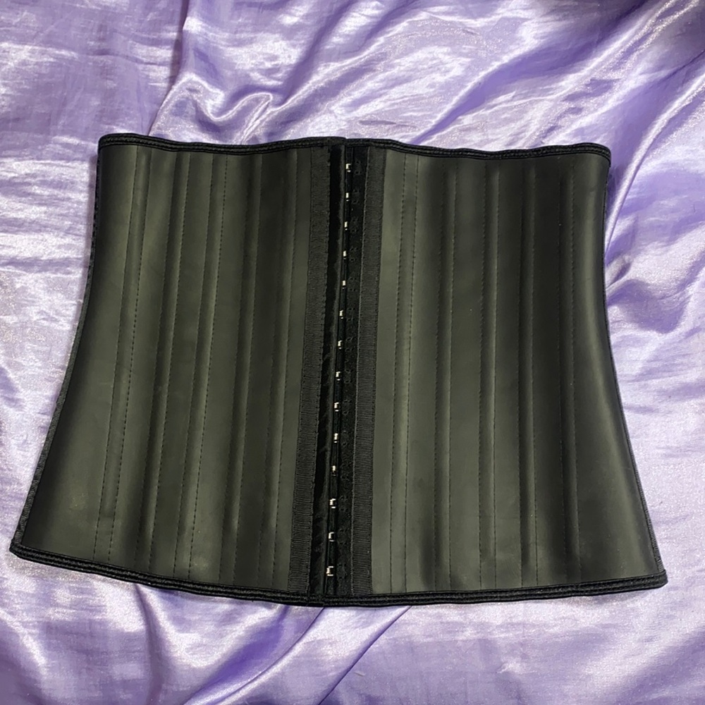 Body corset shape wear